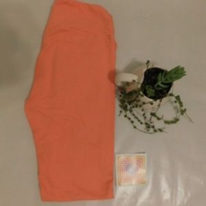 OS New LulaRoe Leggings in Women
